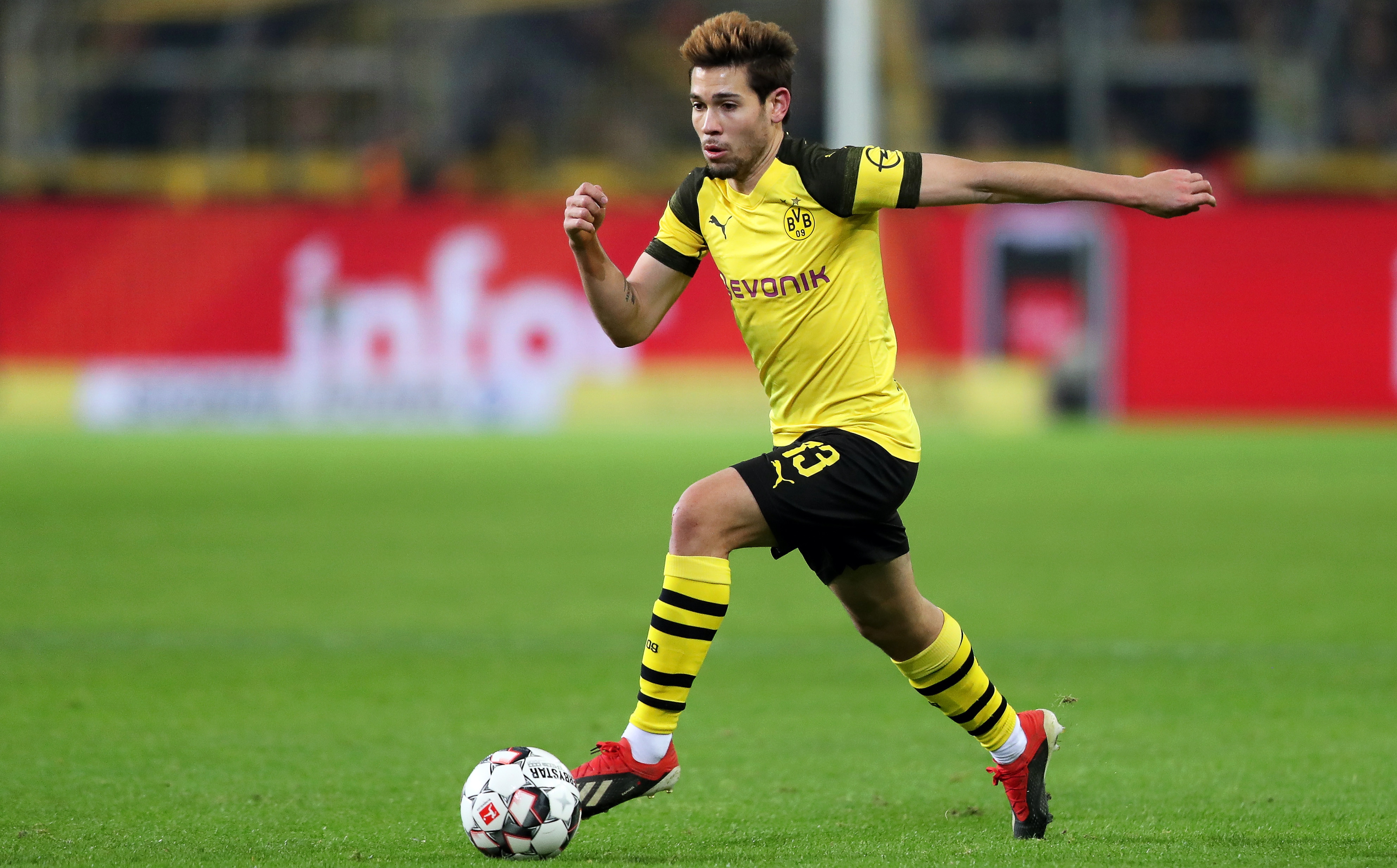 中国球员同 中国球员同