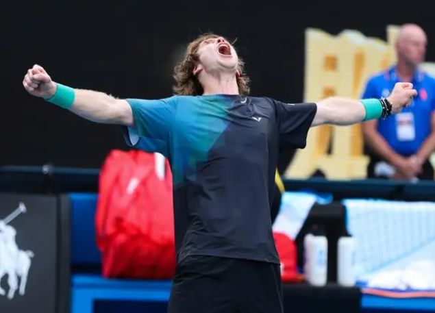 誉而自满 誉而自满