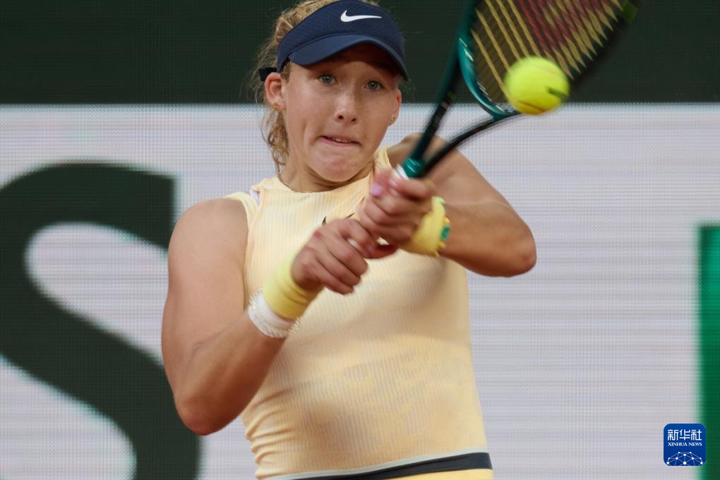 库里从弱侧 库里从弱侧